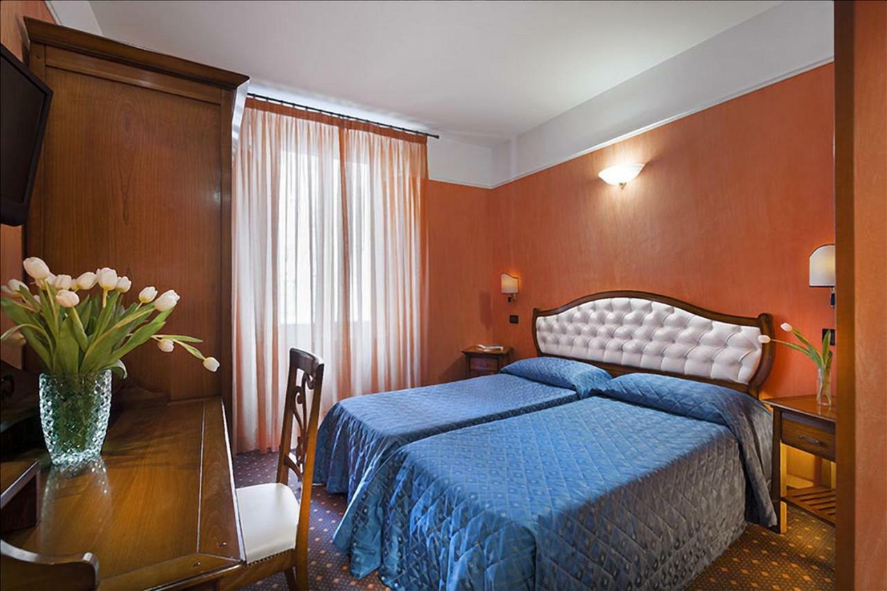 Hotel Portoghesi Roma Exterior foto